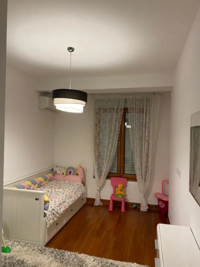 Izdavanje, dvosoban stan, 80m², Vezirov Most, Podgorica