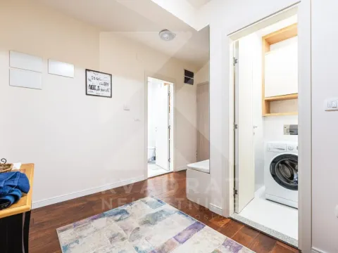 Sale, two bedroom apartment, 68m², Central Point, Podgorica - image 17