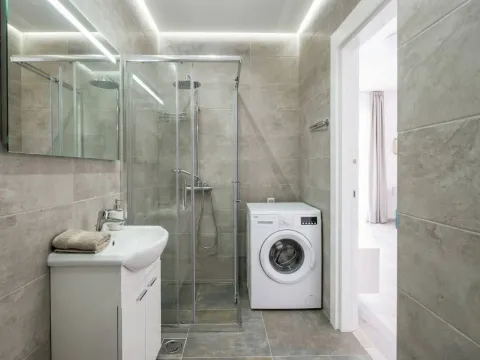 Prodaja, garsonjera, 36m², Bečići, Budva - image 6