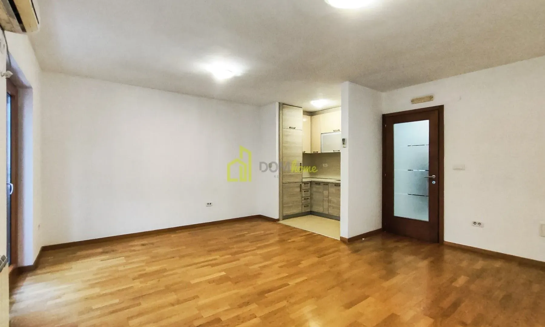 Izdavanje, garsonjera, 36m², Tološka šuma, Podgorica