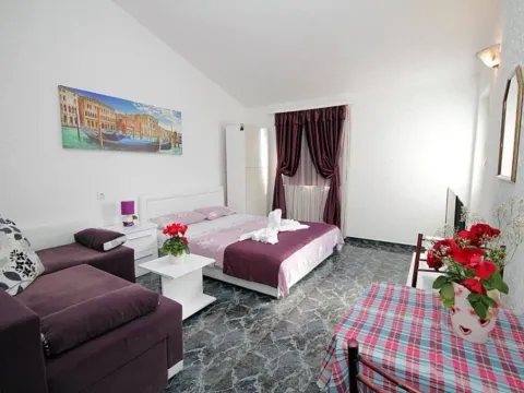 Sale, hospitality venue, 245m², Sutomore, Bar - image 3