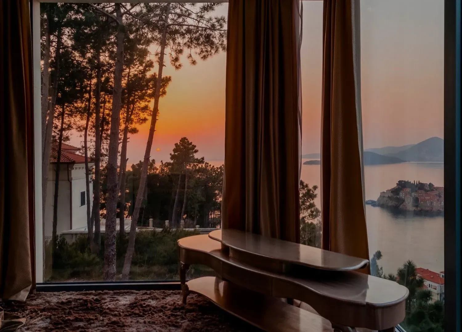 Sale, house, 600m², Sveti Stefan, Budva