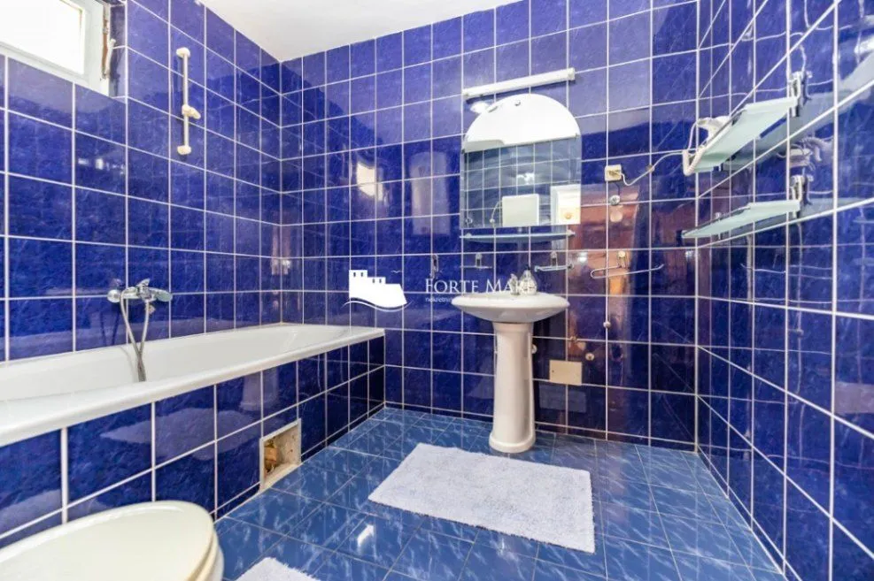 Prodaja, kuća, 555m², Zelenika, Herceg Novi