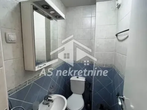 Izdavanje, dvosoban stan, 65m², Savski Venac, Beograd - image 15