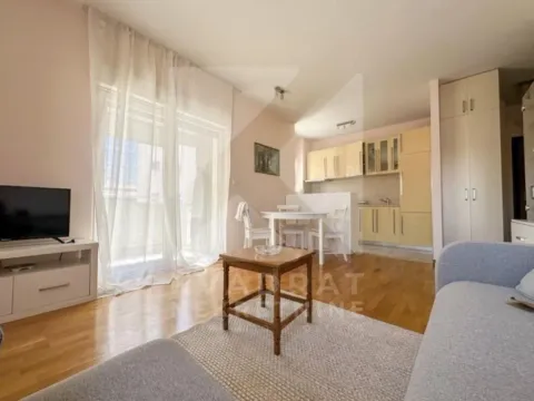 Rent, one bedroom apartment, 50m², City Kvart, Podgorica - image 4