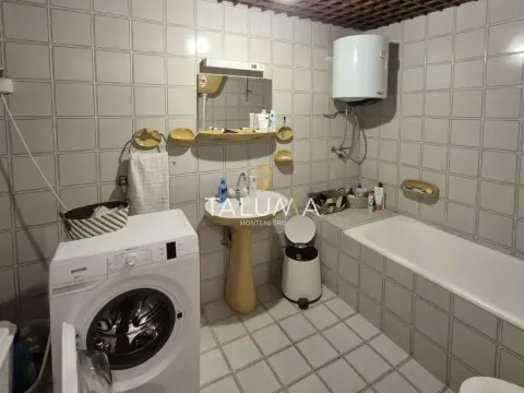 Prodaja, trosoban stan, 100m², Preko Morače, Podgorica - image 5