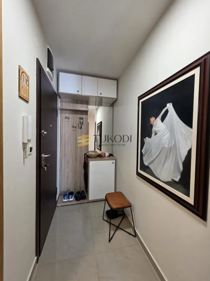 Prodaja, jednosoban stan, 44m², Sajmište, Novi Sad