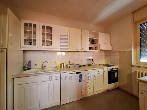 Izdavanje, četvorosoban stan, 100m², Kalenić Pijaca, Vračar Sve Podlokacije - image 11