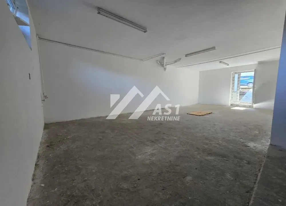 Sale, four bedroom apartment, 114m², Klisa, Novi Sad Sve Podlokacije