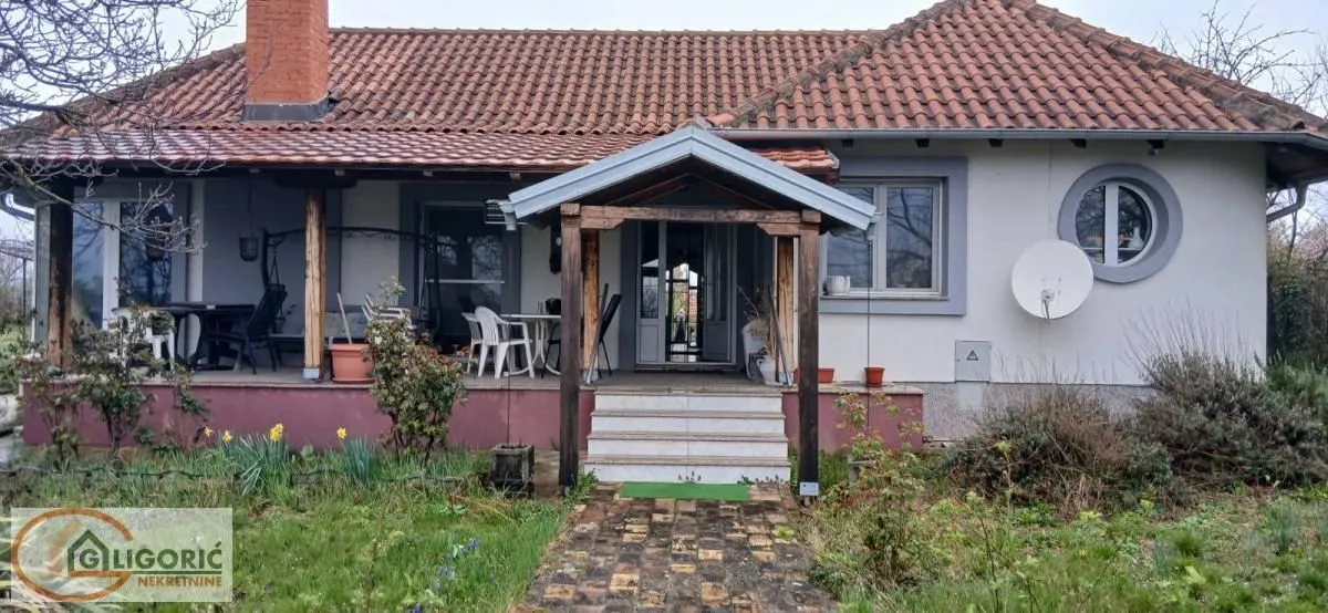 Sale, house, 192m², Amerić, Mladenovac