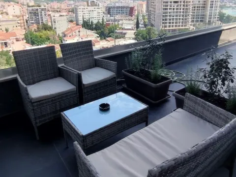 Rent, two bedroom apartment, 69m², Gospoština, Budva - image 3