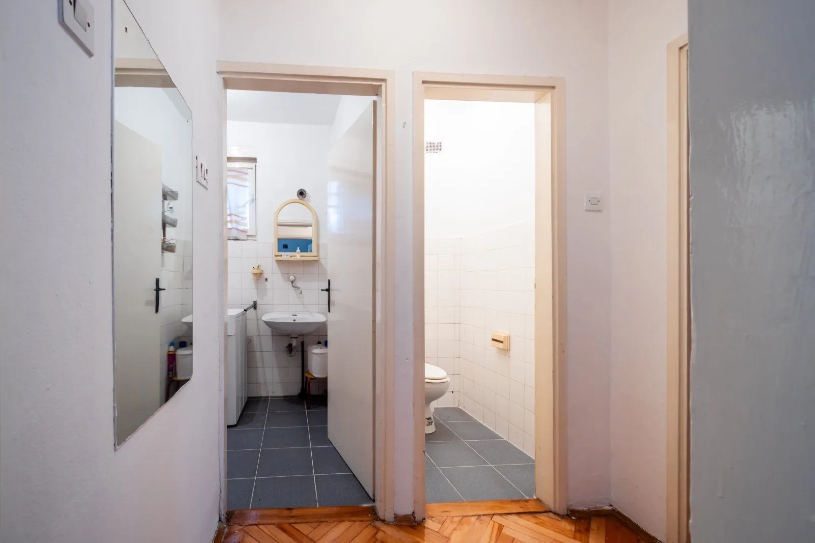 Prodaja, dvosoban stan, 69m², Centar, Cetinje