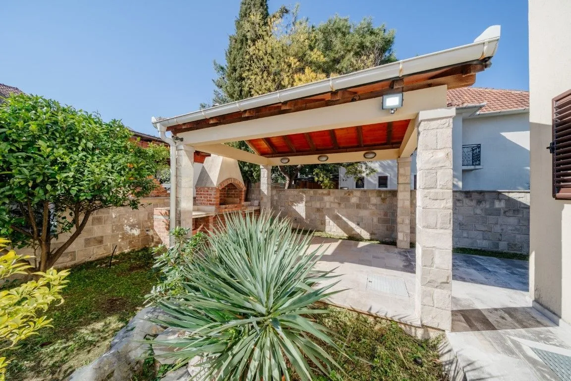 Sale, house, 123m², Radovići, Tivat