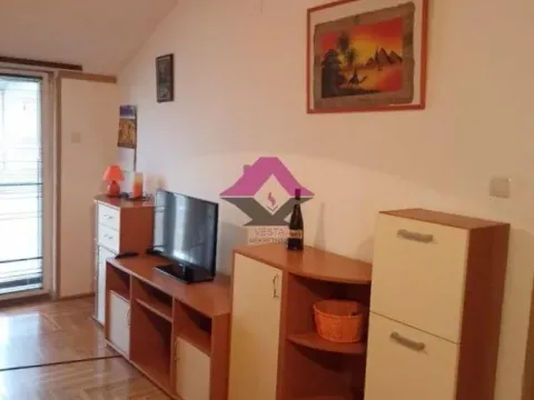 Prodaja, jednosoban stan, 39m², Centar, Novi Sad - image 10
