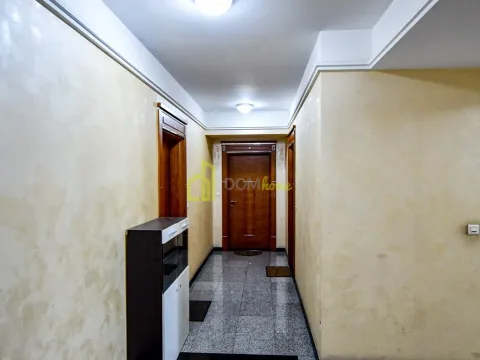 Izdavanje, dvosoban stan, 100m², Centar, Podgorica - image 17