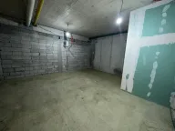 Izdavanje, poslovni prostor, 92m², Tološi, Podgorica - image 5