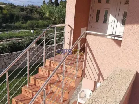 Sale, house, 170m², Bar, Crna Gora - image 2