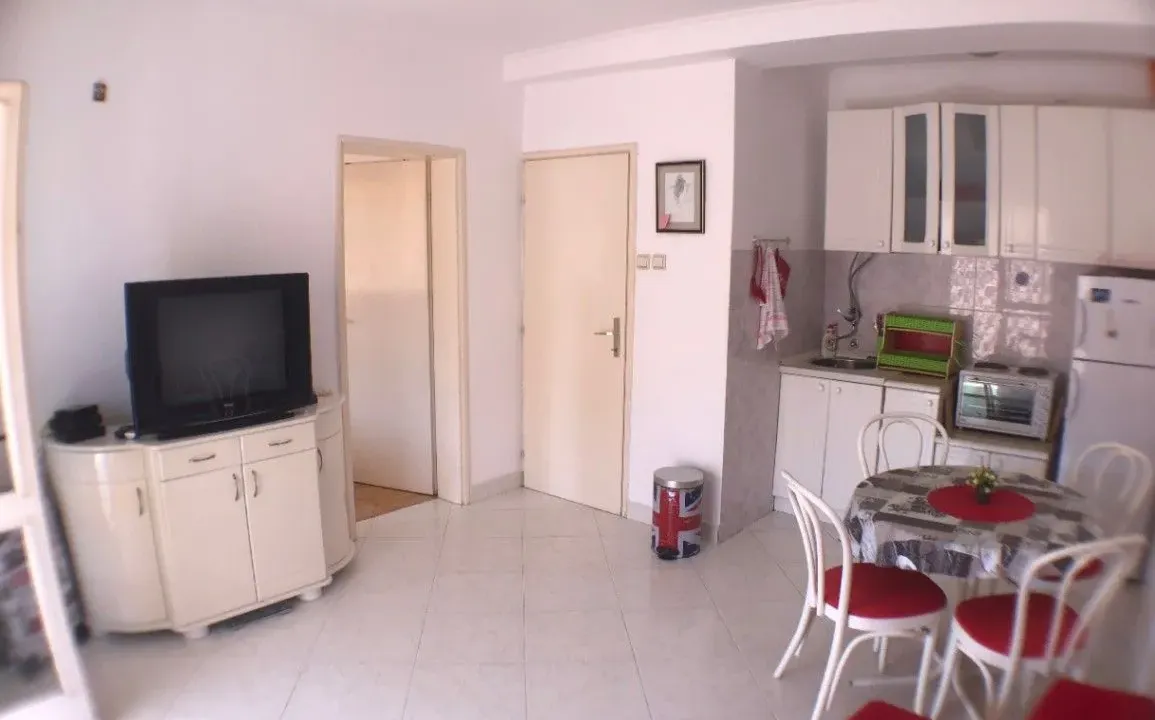 Rent, one bedroom apartment, 37m², Adok, Budva