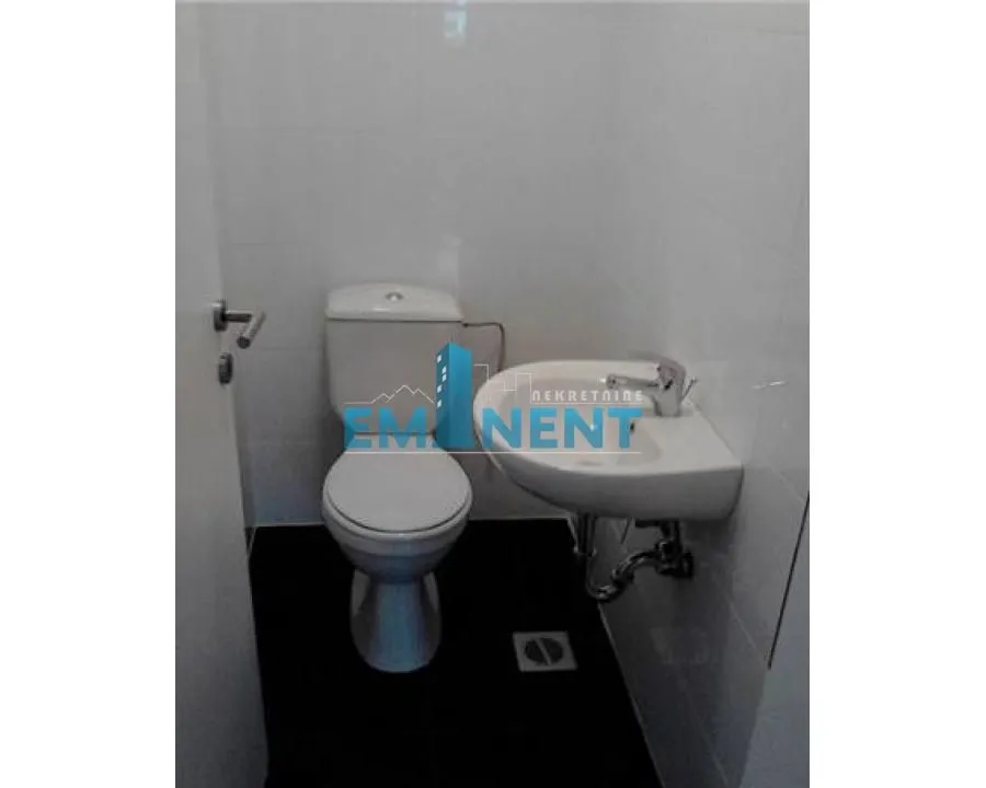 Rent, three bedroom apartment, 88m², Vračar Sve Podlokacije, Beograd
