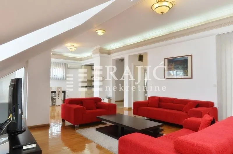 Rent, three bedroom apartment, 150m², Vračar Hram, Vračar Sve Podlokacije