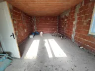 Prodaja, kuća, 232m², Bresje, Jagodina - image 2