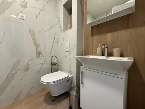 Izdavanje, jednosoban stan, 43m², Zabjelo, Podgorica - image 7