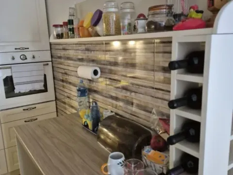 Izdavanje, dvosoban stan, 70m², Ljubović, Podgorica - image 4