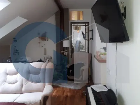 Izdavanje, četvorosoban stan, 115m², Stari Grad, Beograd - image 3