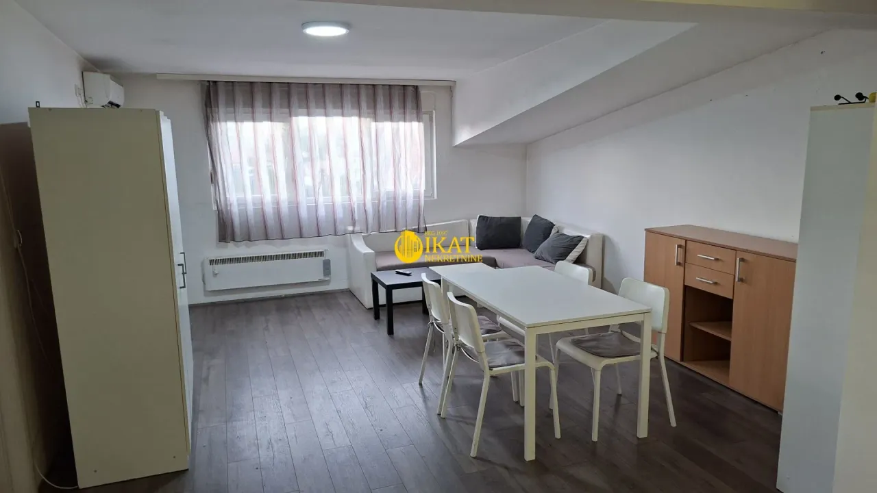 Prodaja, trosoban stan, 60m², Palilula Sve Podlokacije, Beograd