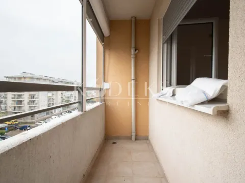 Rent, one bedroom apartment, 42m², Stari Aerodrom, Podgorica - image 7