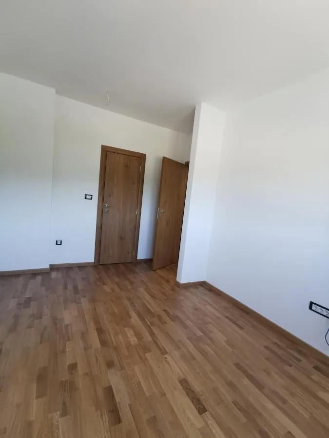 Prodaja, četvorosoban stan, 124m², Sremska Kamenica, Petrovaradin