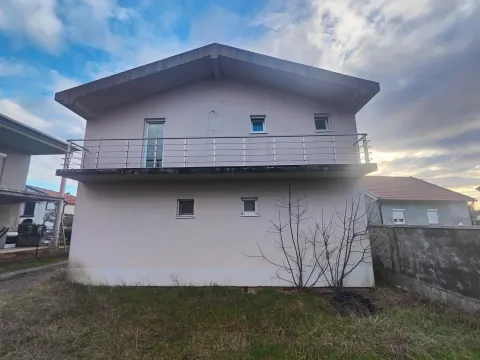 Sale, house, 250m², Karaburško Polje, Podgorica - image 2