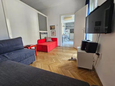 Izdavanje, jednosoban stan, 40m², Budva, Crna Gora - image 8