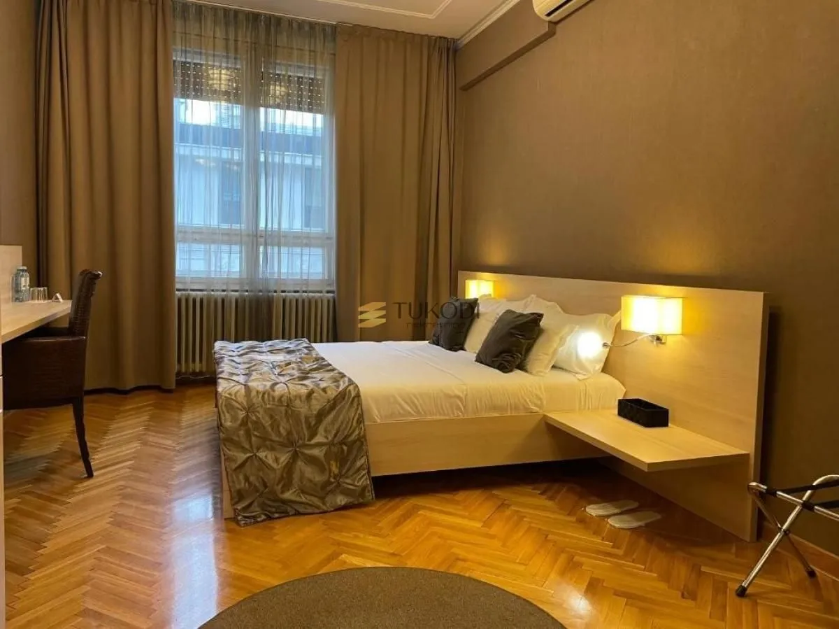 Izdavanje, dvosoban stan, 58m², Stari Grad, Beograd