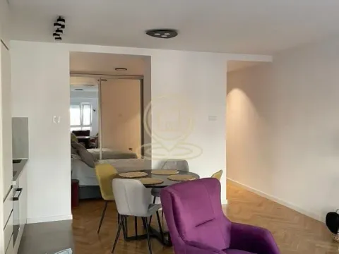Rent, two bedroom apartment, 52m², Stari Grad, Beograd - image 17
