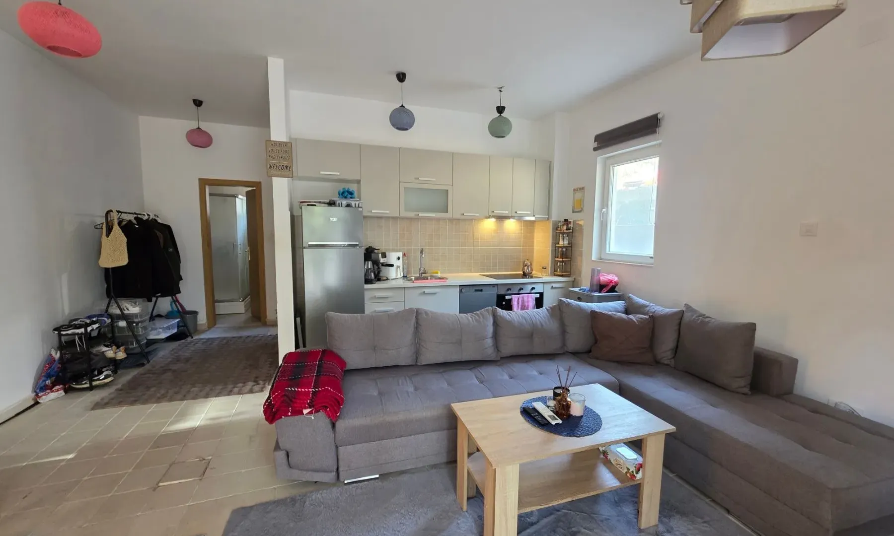 Rent, one bedroom apartment, 47m², Bečići, Budva