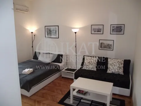 Rent, apartment, 25m², Skadarlija, Beograd - image 2