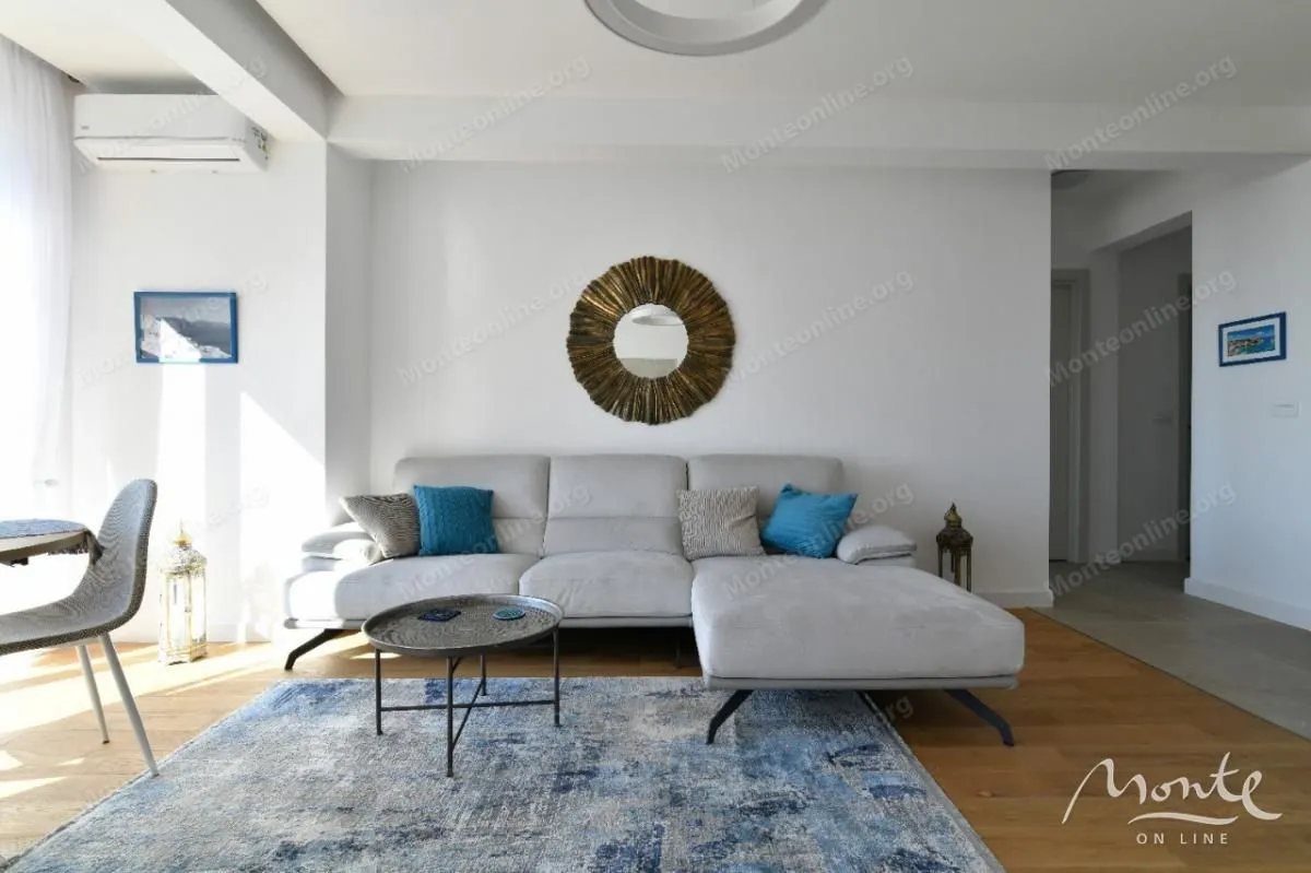 Sale, three bedroom apartment, 84m², Bečići, Budva