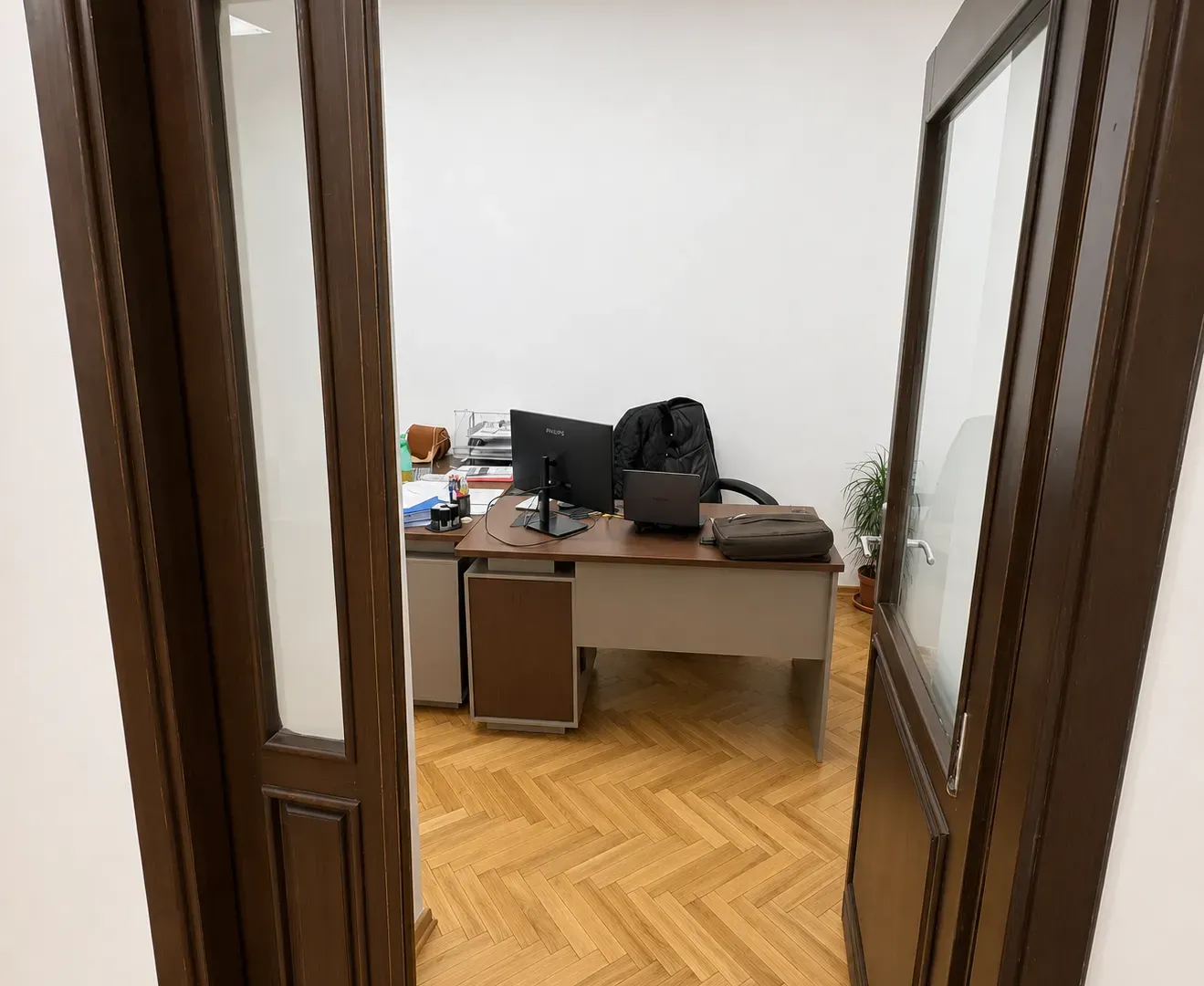 Rent, office space, 55m², Stari Grad Kotor, Kotor