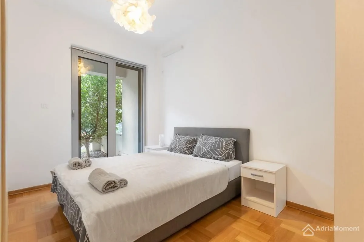 Prodaja, trosoban stan, 97m², Morinj, Kotor