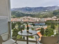 Rent, one bedroom apartment, 77m², Tree cane, Budva - image 11