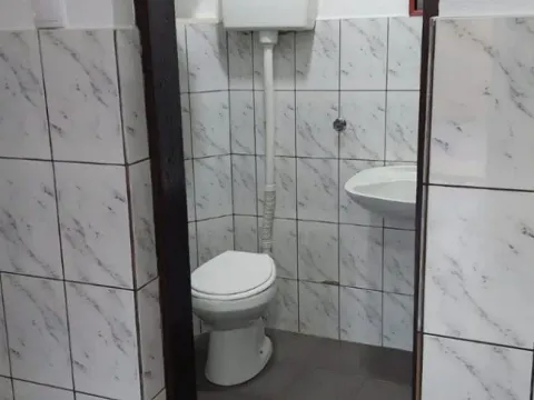 Izdavanje, poslovni prostor, 48m², Podgorica, Crna Gora - image 8