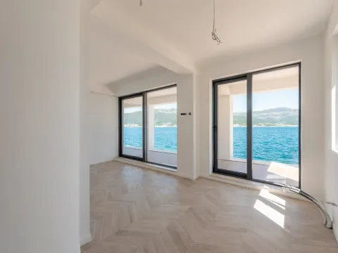 Sale, house, 225m², Krašići, Tivat - image 14