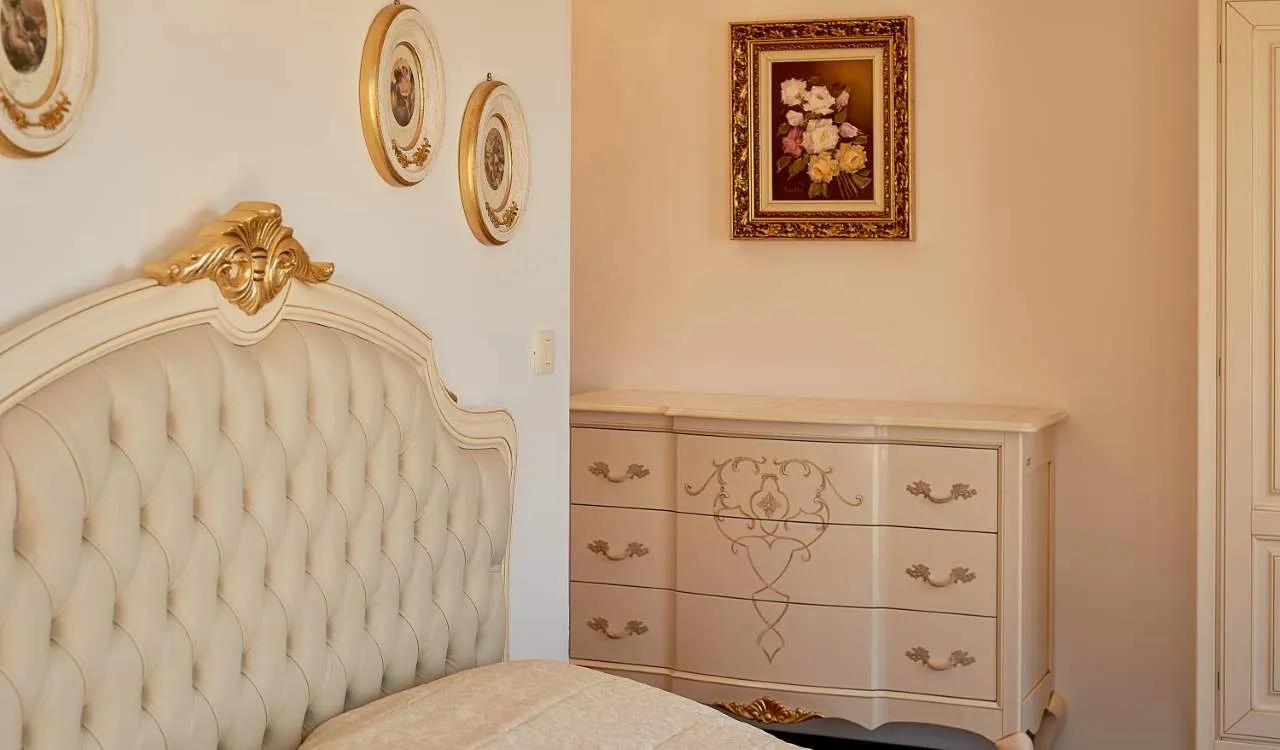 Prodaja, trosoban stan, 150m², Bečići, Budva