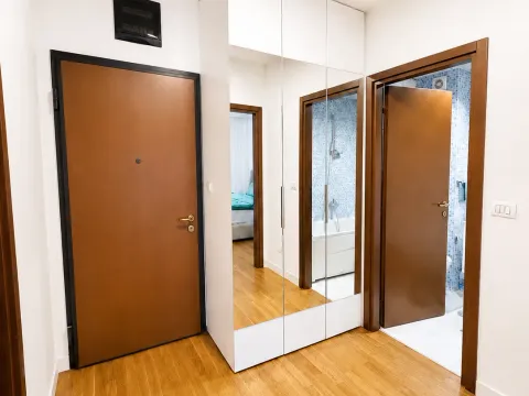 Izdavanje, jednosoban stan, 50m², City Kvart, Podgorica - image 5