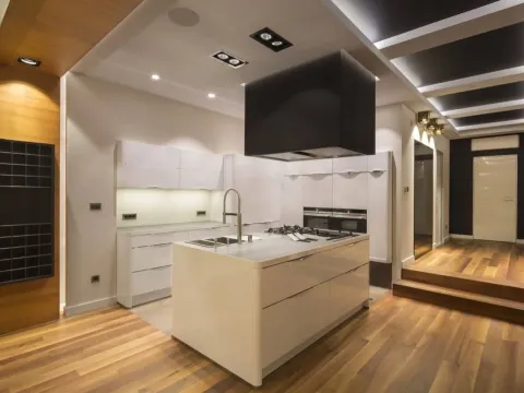 Prodaja, trosoban stan, 313m², Centar, Budva - image 10