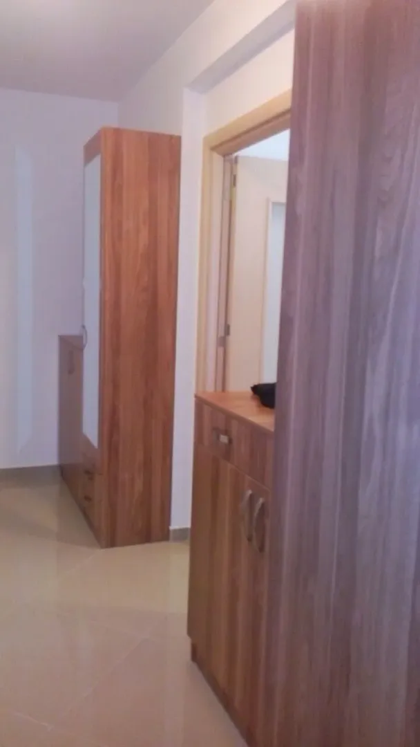Prodaja, jednosoban stan, 69m², Šušanj, Bar