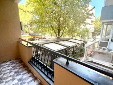 Izdavanje, jednosoban stan, 50m², Centar, Podgorica - image 9