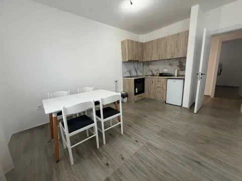 Rent, one bedroom apartment, 42m², Bonići, Tivat - image 2