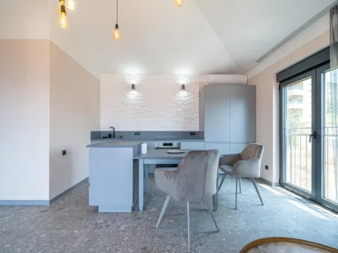 Prodaja, dvosoban stan, 78m², Centar, Tivat - image 6